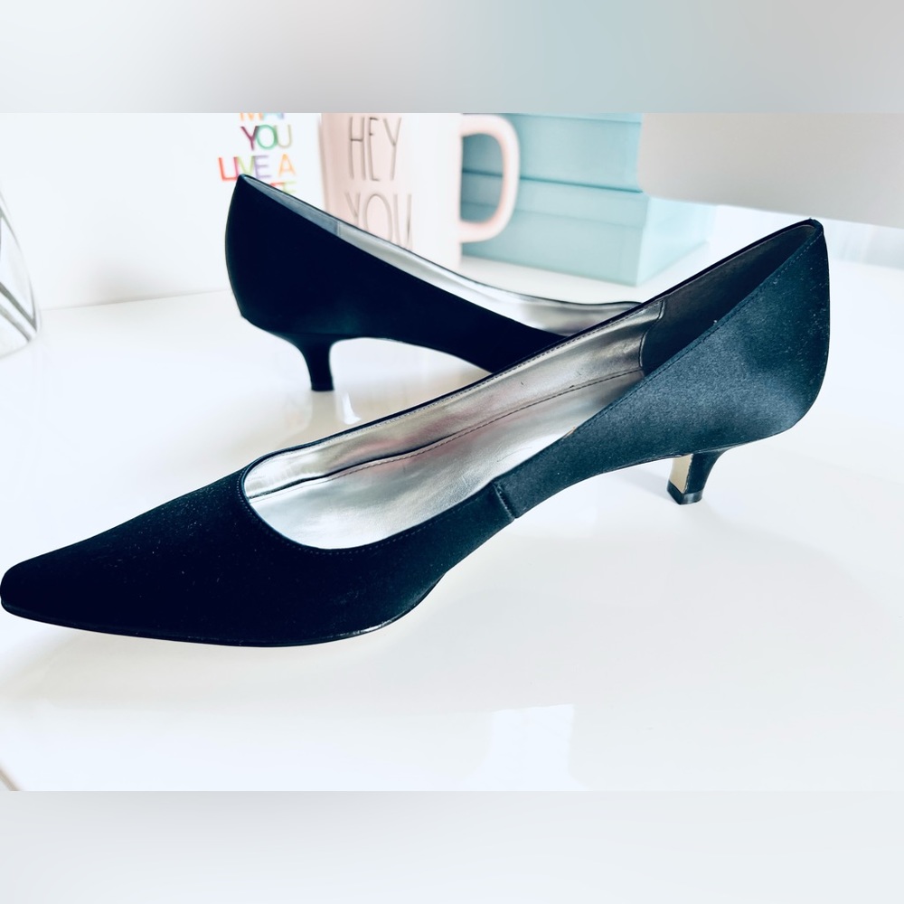 Calvin Klein satin pointed toe kitten heel